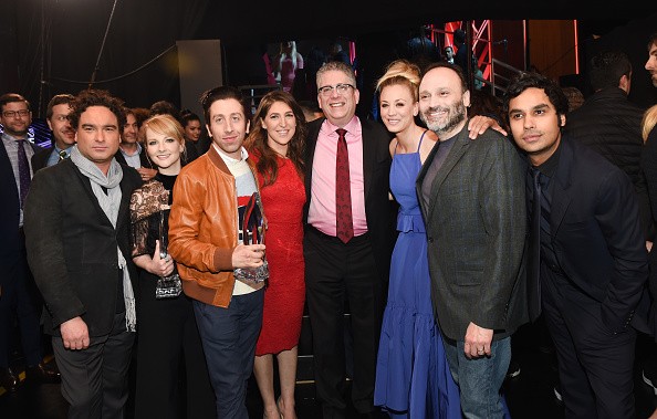 Johnny Galecki, Melissa Rauch,  Simon Helberg,  Mayim Bialik, Bill Prady,  Kaley Cuoco, Steven Molaro and Kunal Nayyar receive awards for 'The Big Bang Theory' at the People's Choice Awards 2017.