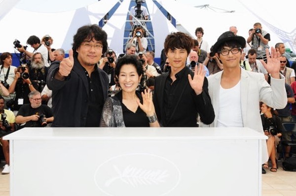 Boon Joon Ho, Kim Hye-Ja, Won Bin and Jin Goo attends the 'Mother' photo call held at the Palais Des Festivals during the 62nd International Cannes Film Festival on May 16, 2009 in Cannes, France.