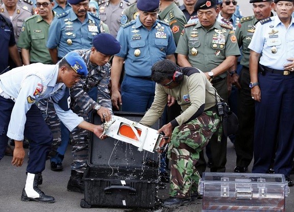 airasiablackbox.jpg