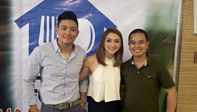Drew Arellano and Iya Villania pose with Conan Altatis at the "Home Foodie" Season 3 blog conference at San Miguel Purefoods Culinary Center, Pasig City, Philippines on May 8, 2017.