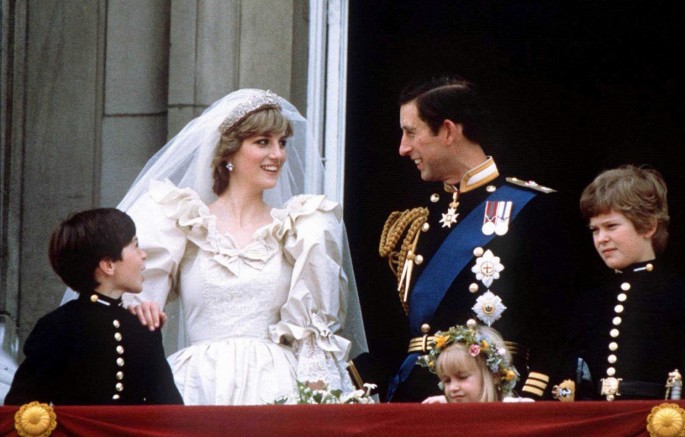 Prince Charles and Princess Diana stand on the balcony of Buckingham Palace in London, following their wedding at St. Pauls Cathedral,