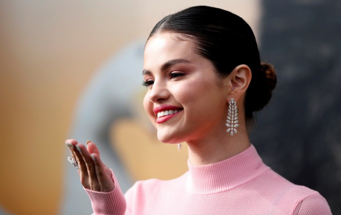 Cast member Selena Gomez poses at the premiere for the film "Dolittle" in Los Angeles,