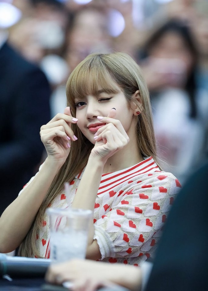 BLACKPINK's Lisa Tests Positive For COVID-19, Rosé Cancels Upcoming Schedules