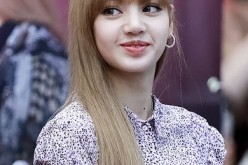 Lalisa's 'M.A.C x L Collection' With Mac Has Some Really Exciting, Shimmering, Glittering Makeup, Here's The First Look!