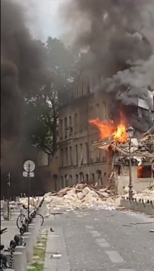 Major Explosion in Paris' Left Bank District Injures 16: Evacuations Underway