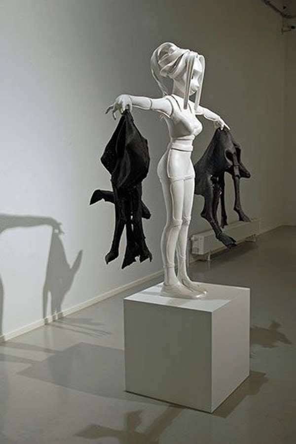 Zhong Wanyao's mastery of the female form captures her audiences' unique personalities.