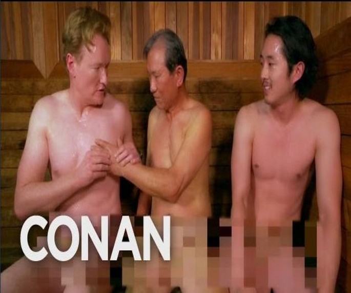 Conan O’Brien and The Walking Dead’s Steven Yuen Sweating it Off
