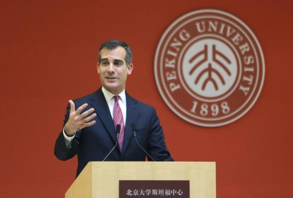 Los Angeles Mayor Eric Garcetti speaks during a conference on the challenges and opportunities for sustainable development at Peking University Stanford Center, Beijing, Nov. 20, 2014.
