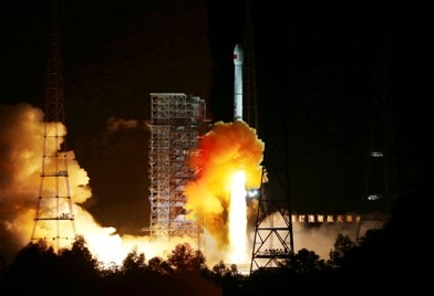China's rocket ship Long March 3C, carrying an experimental spacecraft, lifts off from the launch pad at the Xichang Satellite Launch Center, Sichuan Province.