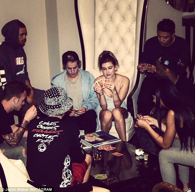 Justin Playing Cards With Hailey Baldwin
