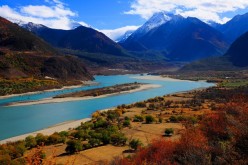 Nyingchi's Yarlung Zangbo River is a top tourist destination in the region.