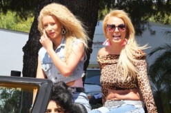Rapper Iggy Azalea With Singer Britney Spears