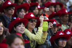 More and more Chinese are visiting Canada thanks to eased travel restrictions and stronger yuan.
