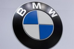 BMW has announced plans to expand its production capacity and introduce three new car models to the Chinese market in a bid to attract middle-class buyers.