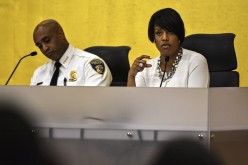 Baltimore Mayor Stephanie Rawlings-Blake (R) and Police Commissioner Anthony Batts
