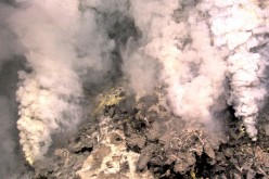 Underwater hydrothermal vents