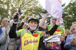 centenarian wins bicycle race