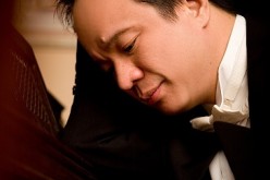 Award-winning Rueibin Chen gives a virtuoso performance of a Rachmaninoff rhapsody.