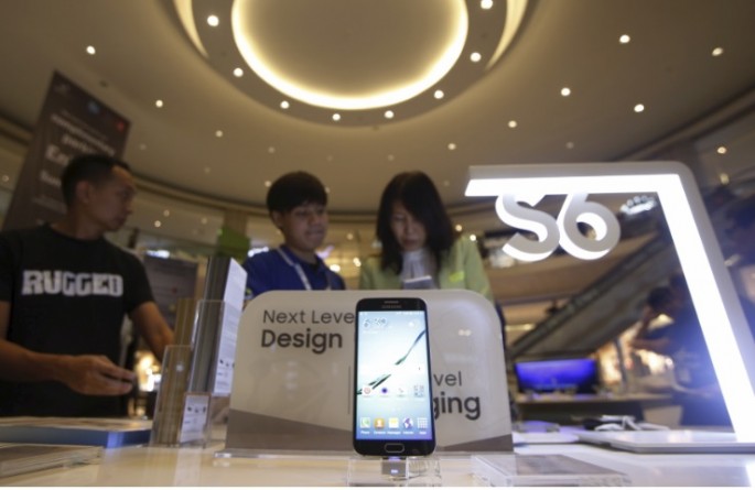 Samsung is one of many foreign smartphone manufacturers to see huge losses this year, as more Chinese flock to cheaper local brands.