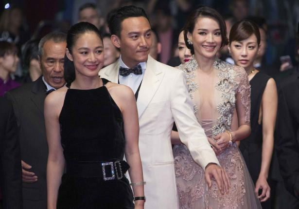 The cast of "The Assassin" with director Hou Hsiao-hsien during the Cannes International Film Festival.