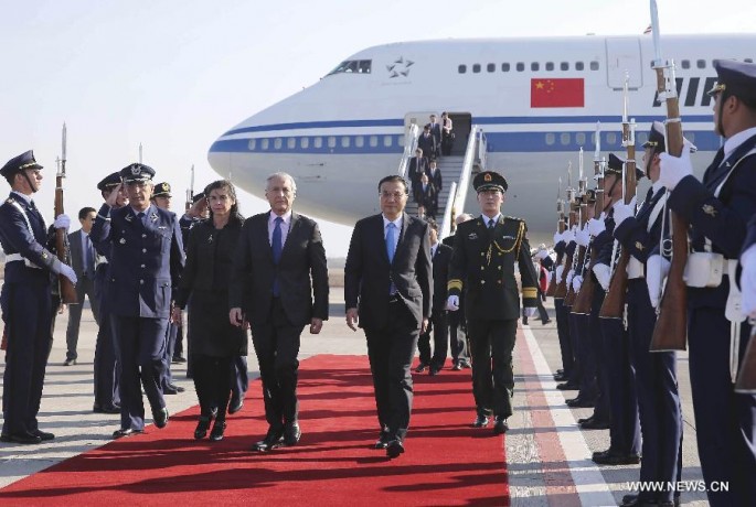 Premier Li arrived in Santiago, Chile, on May 24, Sunday, for the last stop in his four-nation tour in South America.