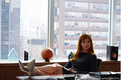 ‘Suits’ Season 5B Spoilers: Is Donna Dating Someone? 