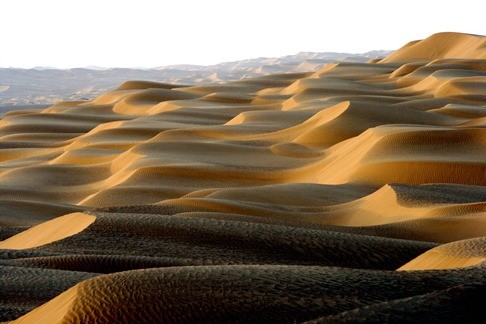 Located in Xinjiang Uyghur Autonomous Region in northwest China, the Taklimakan Desert is also recognized as the second largest shifting-sand desert in the world, next to Sahara Desert in Africa.