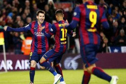 FC Barcelona's Lionel Messi (L) and Neymar (#11)
