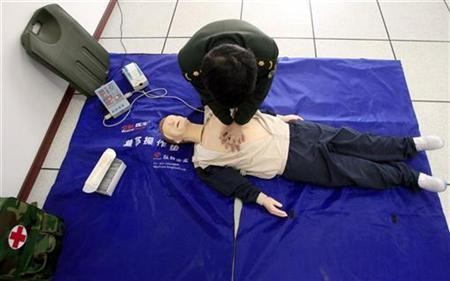 CPR performed on mannequin
