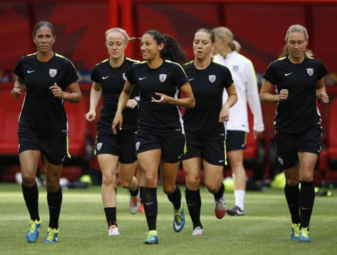 The United States national women's football team during practice
