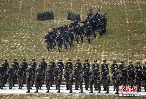 For the first time after 1997, locals were invited to observe the live-fire exercise of the PLA Hong Kong Garrison on July 4.