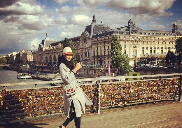 Russian tennis champ Maria Sharapova finds time to soak in the sights even while on a tennis tour.