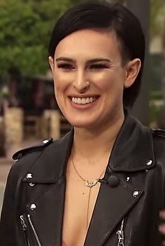"Dancing With the Stars" champ Rumer Willis will play Roxie Hart in the Broadway musical production of "Chicago" in August.