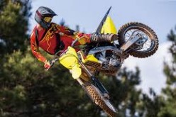 2016 Suzuki RM-Z450 First Look Testing 