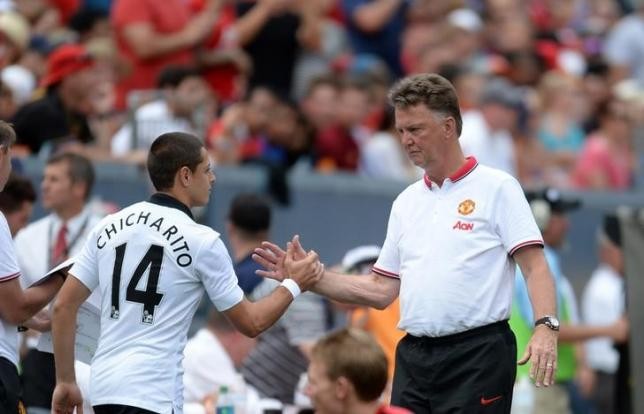 Manchester United manager Louis van Gaal and forward Javier "Chicharito" Hernandez