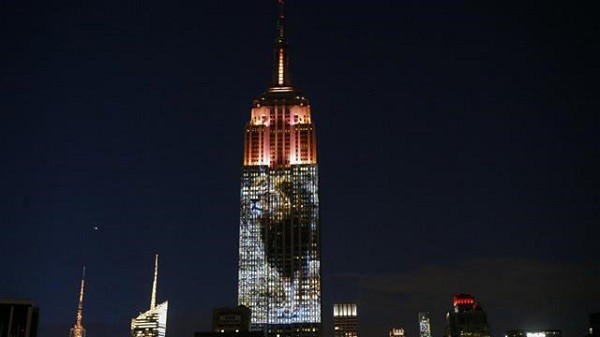 Cecil Projected On The Empire State Building