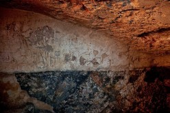 Mysterious message scribbled on an ancient 2,000 year old mikveh in Jerusalem.