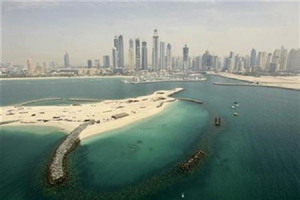 The father prevented male lifeguards from rescuing her daughter from drowning in a Dubai beach so as not to dishonor her.