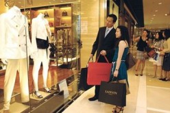 More Chinese are now buying luxury items online.