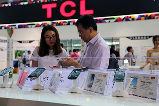 The sale of TCL mobile phones and other mobile products from January to June saw a year-on-year growth of 16.3 percent.