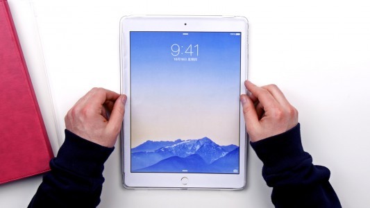 that iPad Air 3 release date will happen in October, a month after Apple announced the iPad Pro.