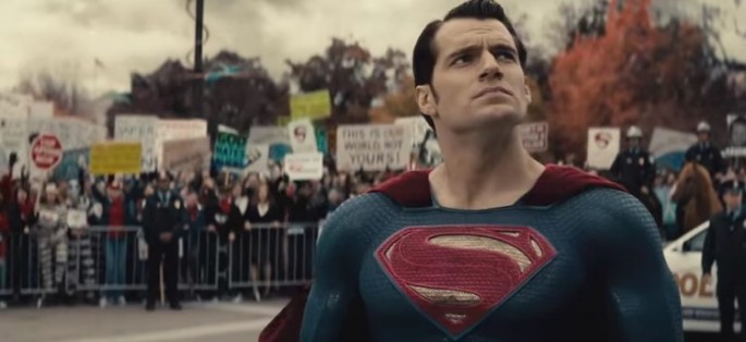 Henry Cavill will play Superman in Zack Snyder's "Batman v Superman: Dawn of Justice."