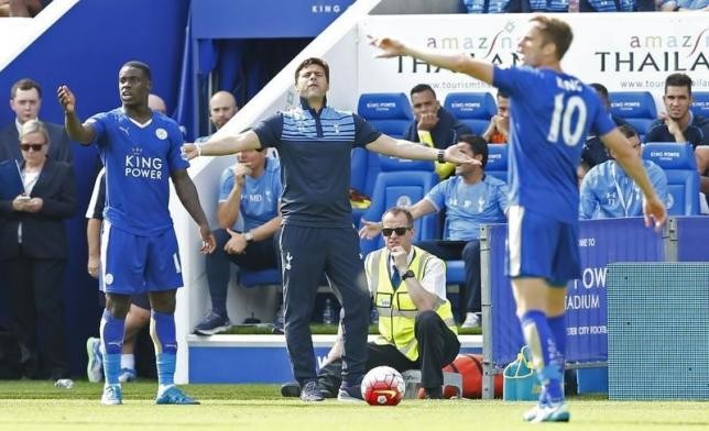 Tottenham Hotspur manager Mauricio Pochettino (middle) during the game against Leicester City.