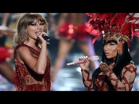 Taylor Swift Giving Surprise Performance With Nicki Minaj At 2015 MTV VMA