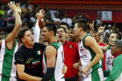 Mexico captured the 2013 FIBA Americas Championship gold medal behind center Gustavo Ayon (#8).