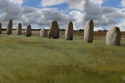 This 'superhenge' or Durrington Walls are more massive than the Stonehenge, located 3 kilometers away.