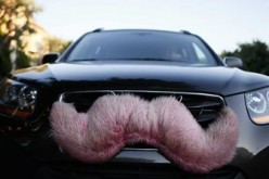 Didi Kuaidi joined Alibaba and Tencent in a funding round aimed at supporting U.S. ride-sharing firm Lyft Inc., Uber's rival.