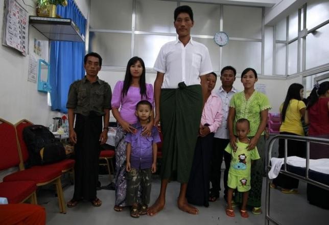  Myanmar's Tallest Man