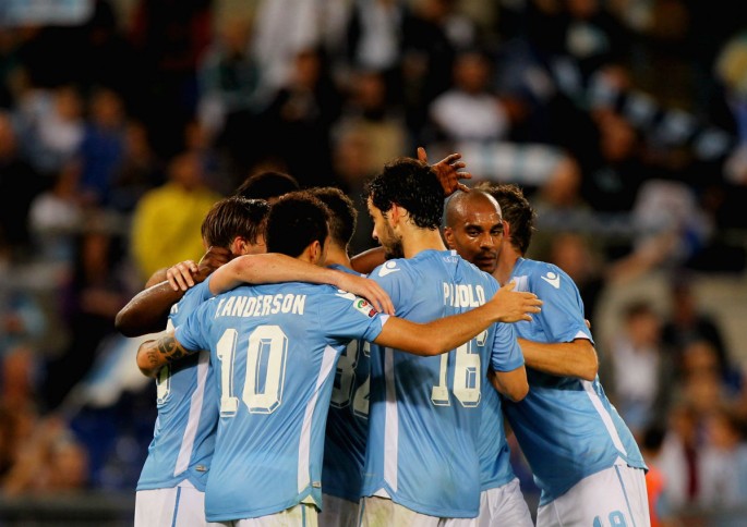 Lazio players celebrate their win against Frosinone.