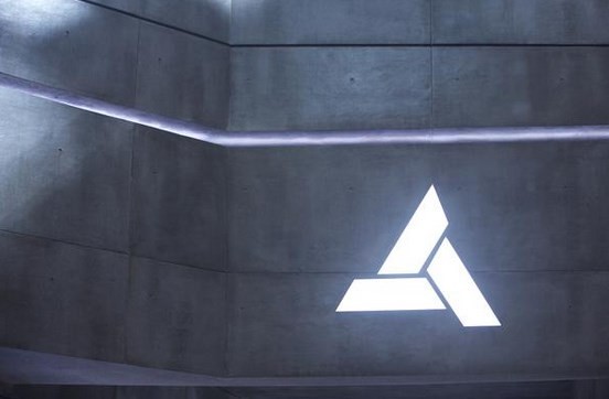 Abstergo’s facility is located in Rome, where the Animus Project laboratory is located. 